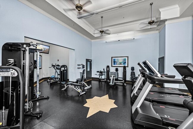 Building Photo - 700 S Harbour Island Blvd