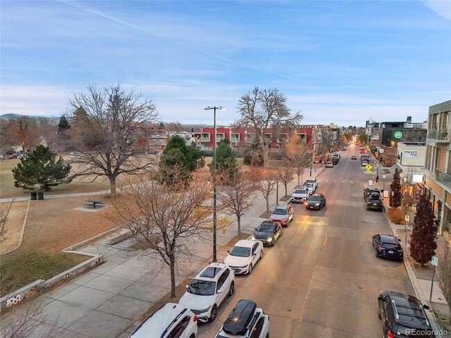 Building Photo - 4640 W 39th Ave