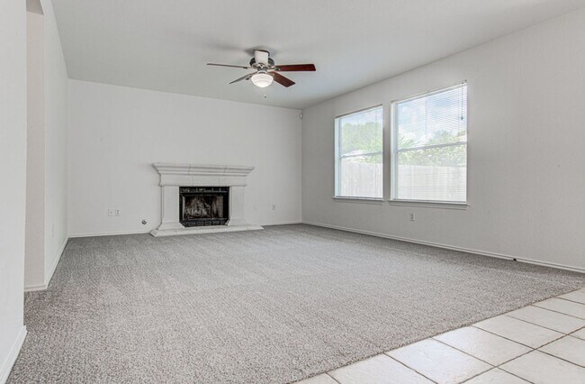 Building Photo - Gorgeous House in Sendera with 4 Bedrooms ...