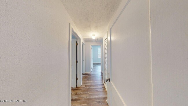 Building Photo - 3313 Myra St