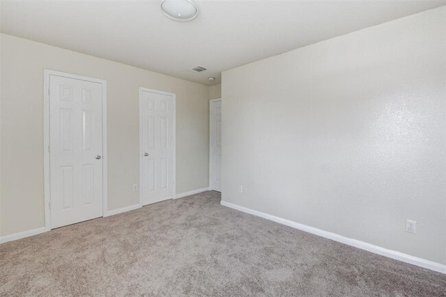 Building Photo - 21515 Pointed Oak Ln