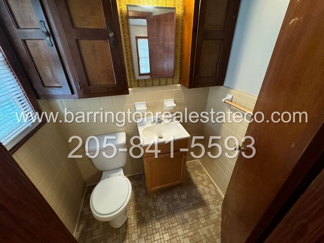 Building Photo - 1237 Linwood St