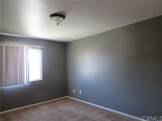 Building Photo - 7489 Elm Grove Ave