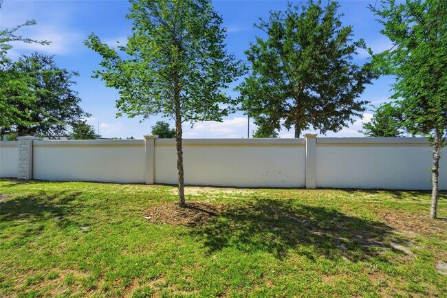 Building Photo - 5267 Dragonfly Dr