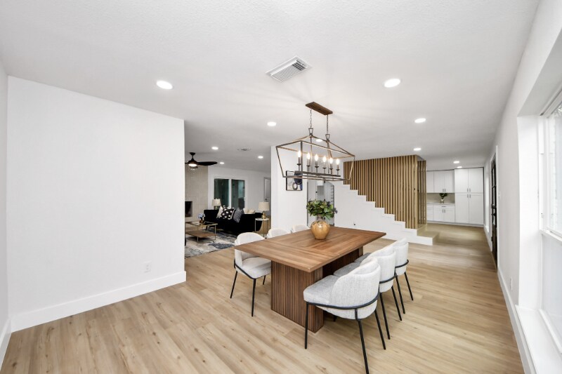 Building Photo - 5614 Oakhaven Ln
