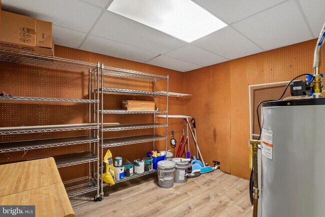 Building Photo - 2313 Westport Ln