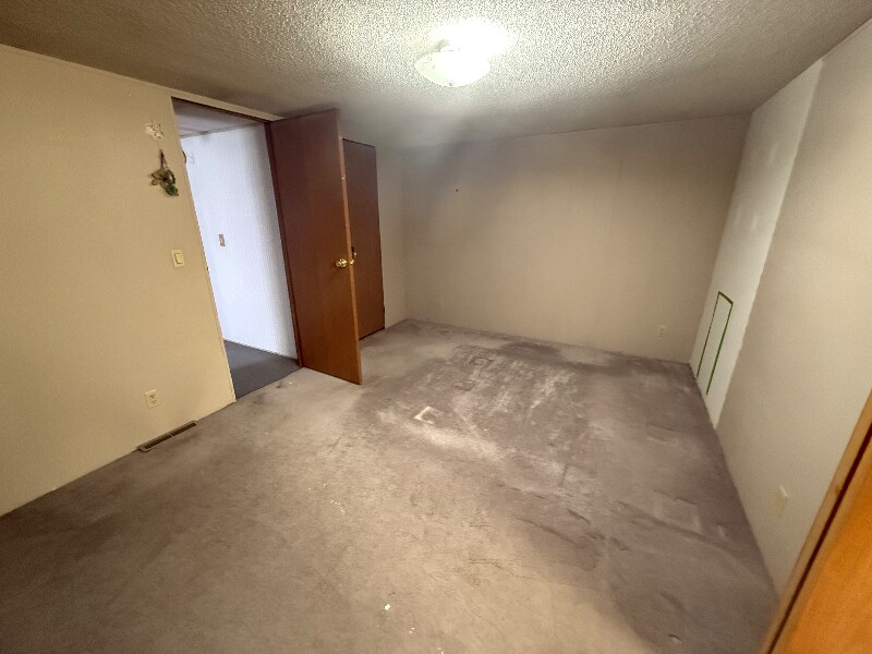 Building Photo - 7 Commerce St