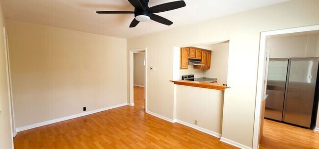 Building Photo - Spacious & Charming 2-Bed/2-Bath Home – Wa...