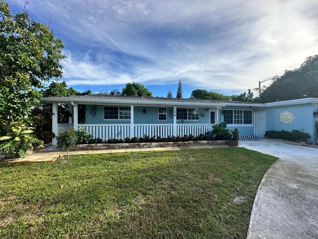 Building Photo - 104 NE 16th Ave