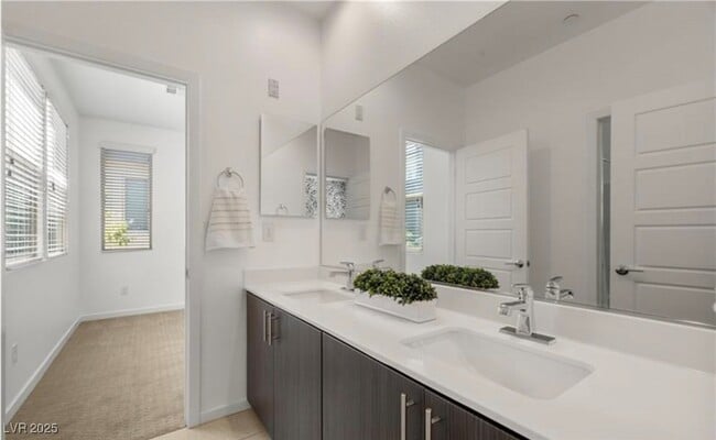 Building Photo - 11278 Kraft Mountain Ave