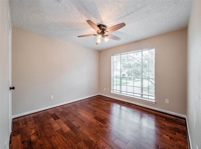 Building Photo - 13618 Woodspire Dr
