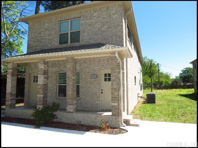 Building Photo - 1425 S Bailey St