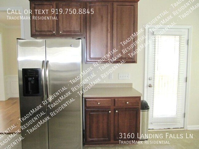 Building Photo - 3160 Landing Falls Ln