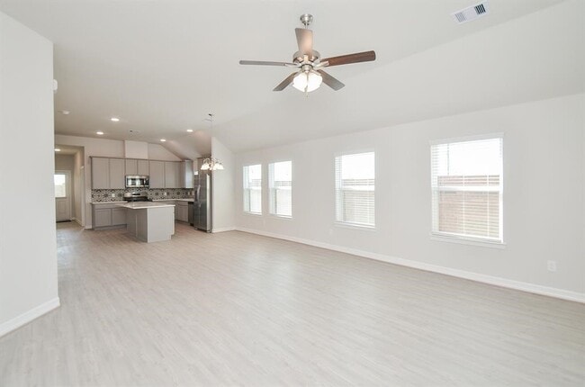 Building Photo - 7402 Sunlit Hbr Dr