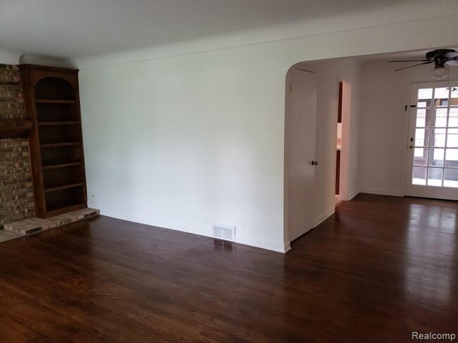 Building Photo - 4418 S Verona Cir