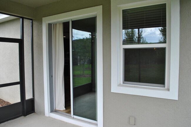 Building Photo - 612 Champion Ridge Dr