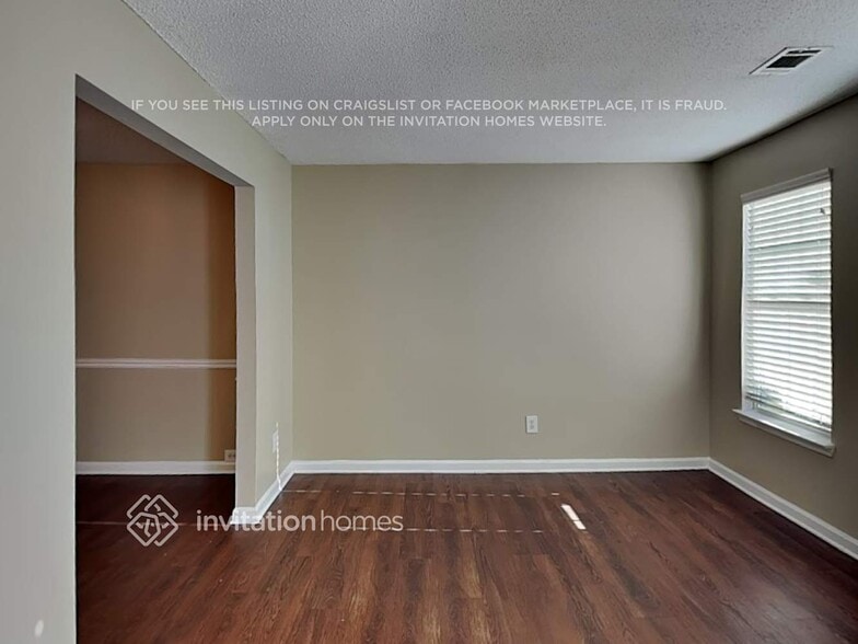 Building Photo - 215 Marriott Dr