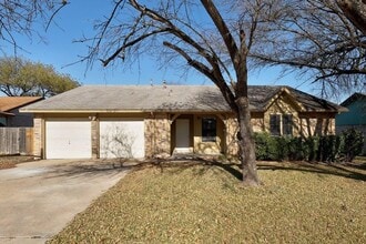 Building Photo - 1214 Doonesbury Dr