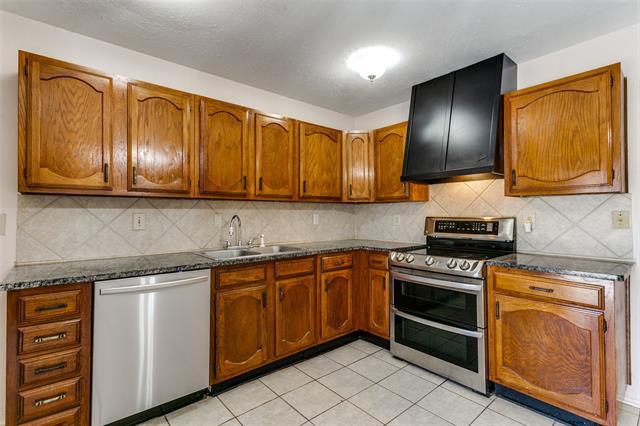 Building Photo - 410 Cambria Dr