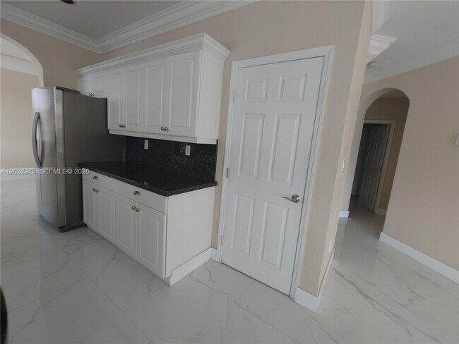 Building Photo - 21872 SW 95th Pl