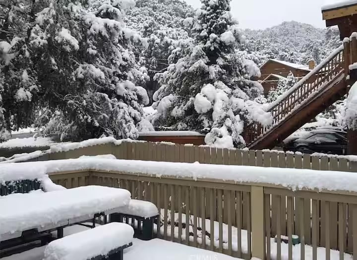 Backyard during winter - 2411 Glacier Dr