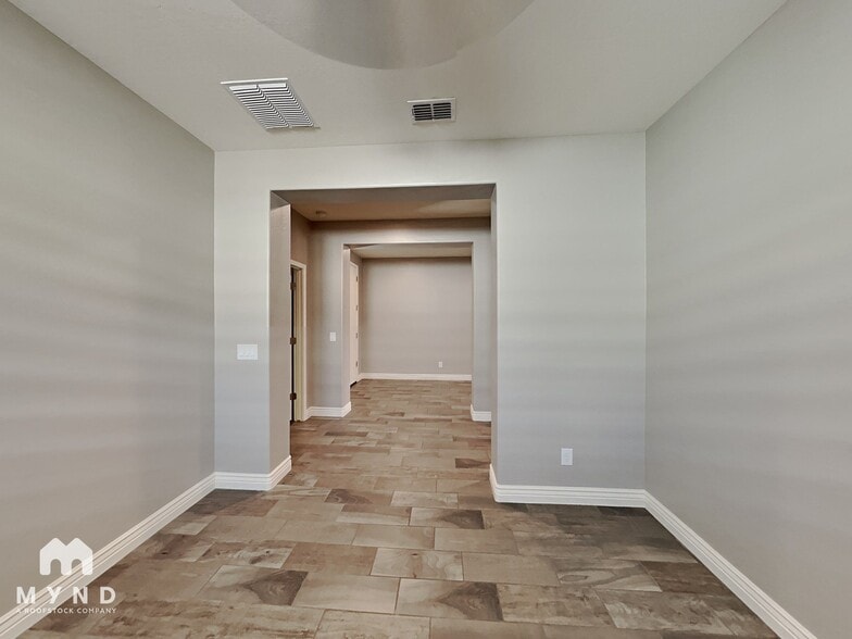 Building Photo - 22530 E Tierra Grande