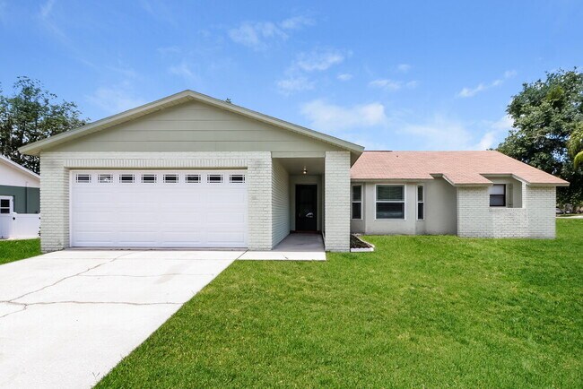 Primary Photo - 5113 Gardendale Ln