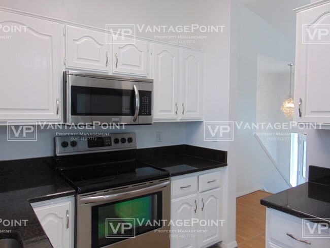 Building Photo - 433 S Kensington Dr