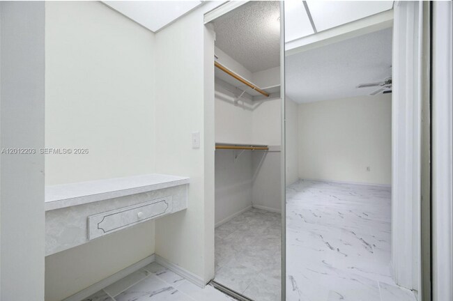 Building Photo - 920 NW 92nd Ave