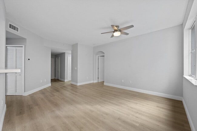 Building Photo - 11022 Legacy Dr