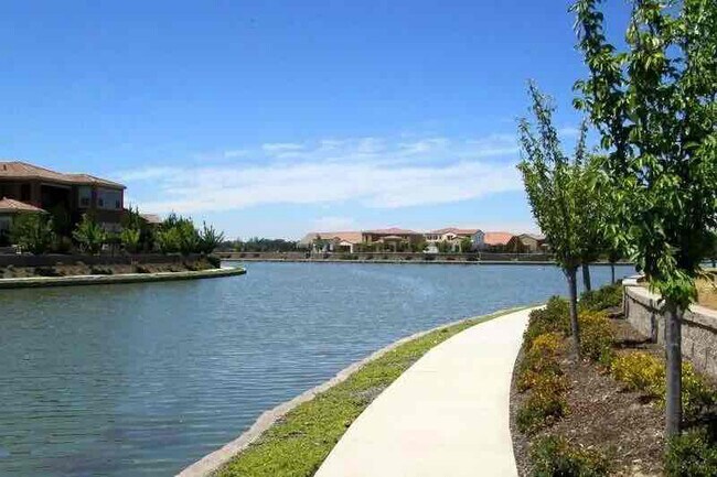 Building Photo - 4391 Danube River Ln