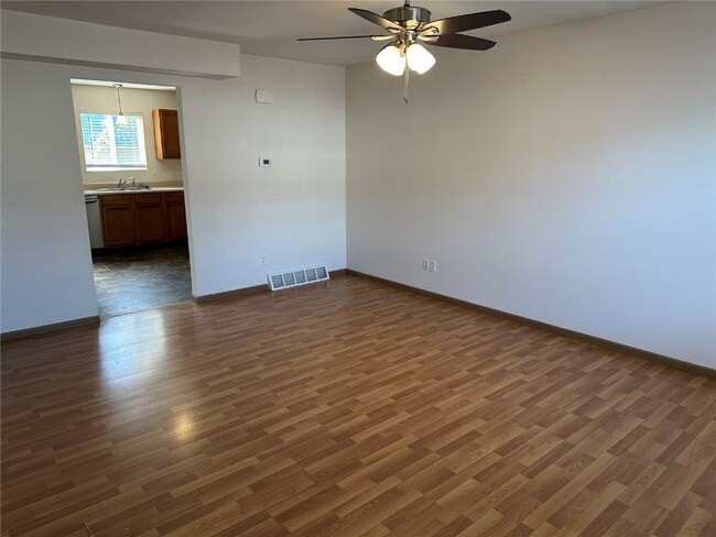 Building Photo - 228 Truman Ct