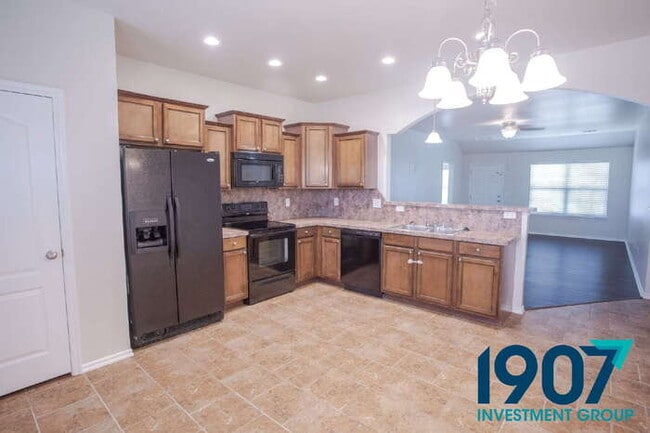 Building Photo - Sacious 4-Bedroom Home with Open Layout!