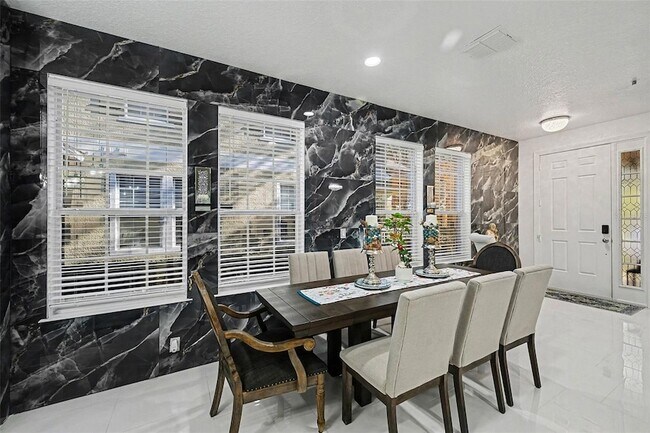 Building Photo - 3565 Clay Brick Rd