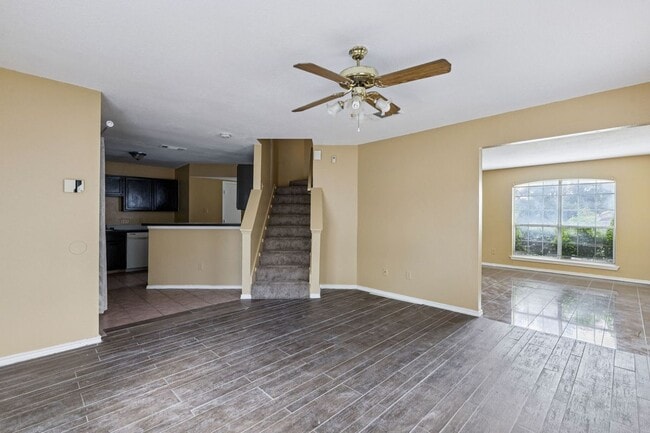 Building Photo - 12719 Bluffview Dr