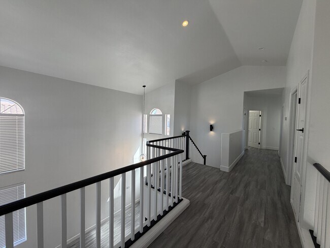 Building Photo - 2456 Sheltered Meadows Ln