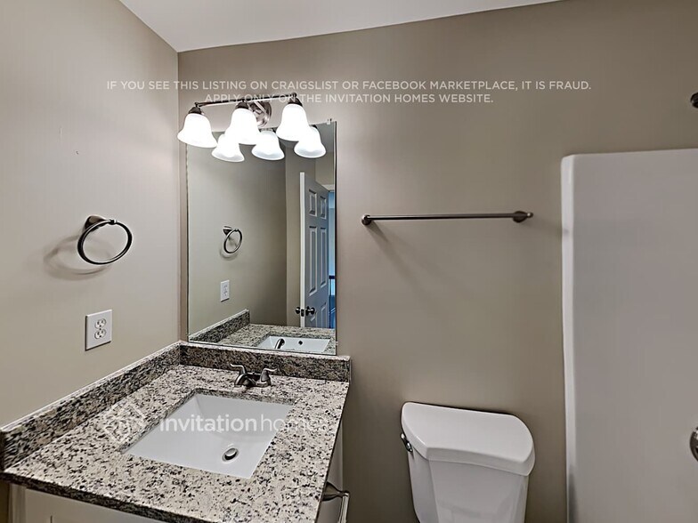 Building Photo - 6984 Forest Manor Dr