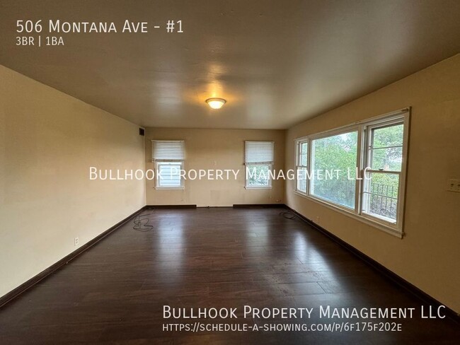 Building Photo - Cozy 3 bedroom Apartment Conveniently Loca...