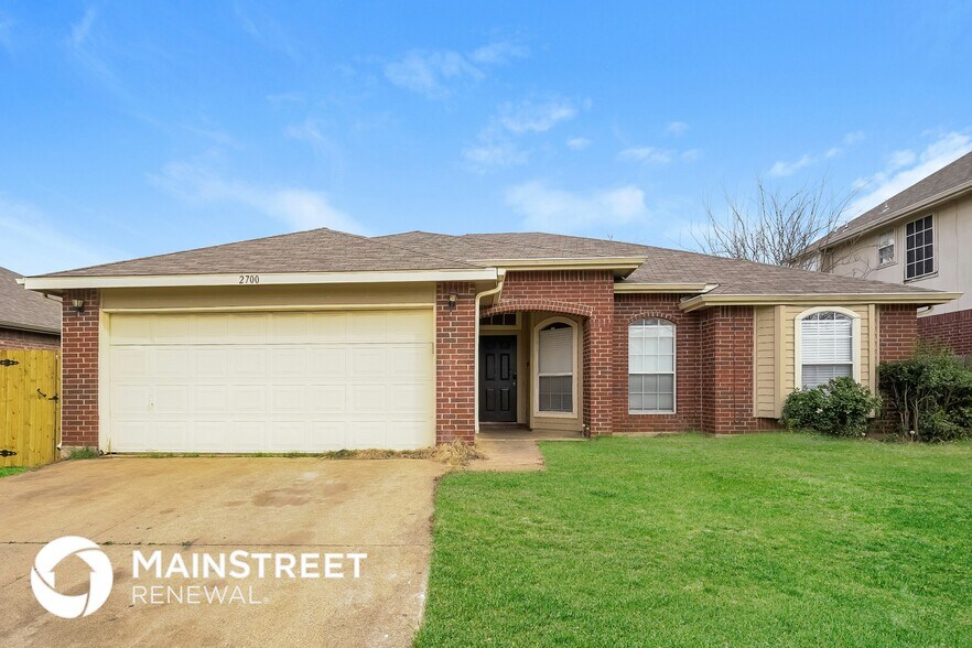 Primary Photo - 2700 Forest Creek Dr