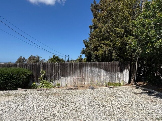 Building Photo - Charming Cottage Retreat – 1 Bed / 1 Bath ...