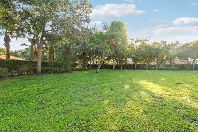 Building Photo - 468 Capistrano Dr