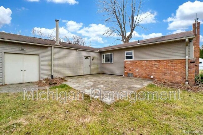 Building Photo - 1311 Ottawa Ave