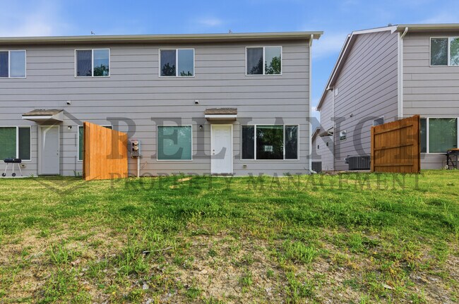 Building Photo - 4647 E 45th St N