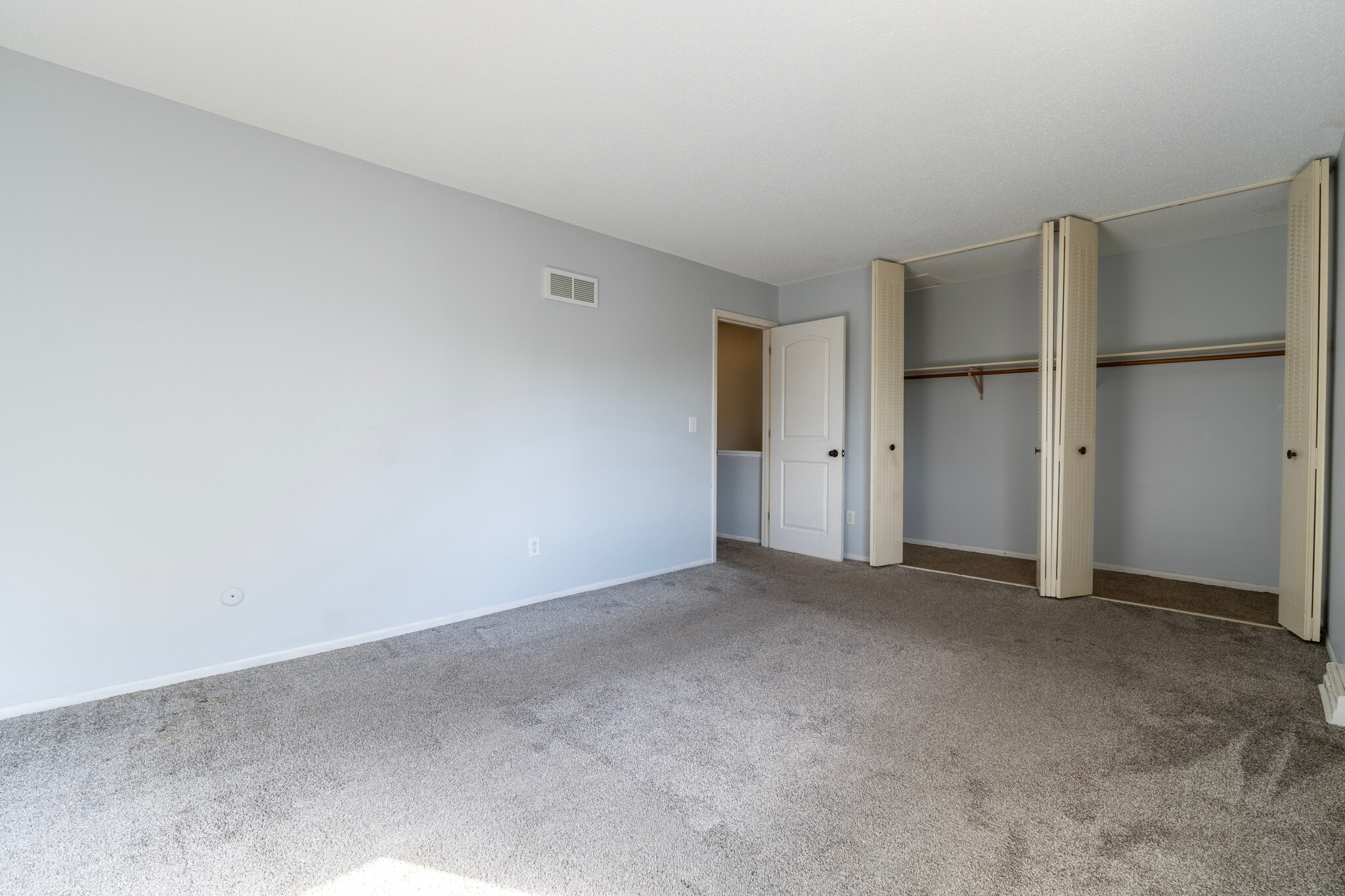 Building Photo - 2363 Dorland Ln E