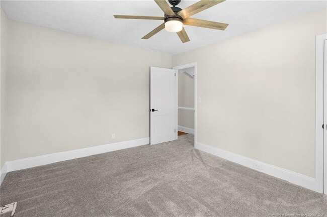 Building Photo - 2219 Westdale Dr