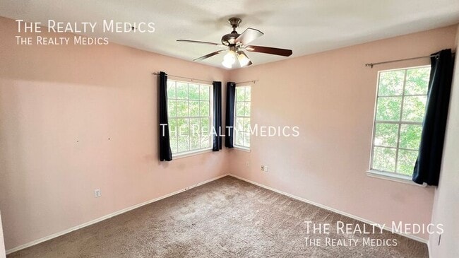 Building Photo - 2572 Robert Trent Jones Dr