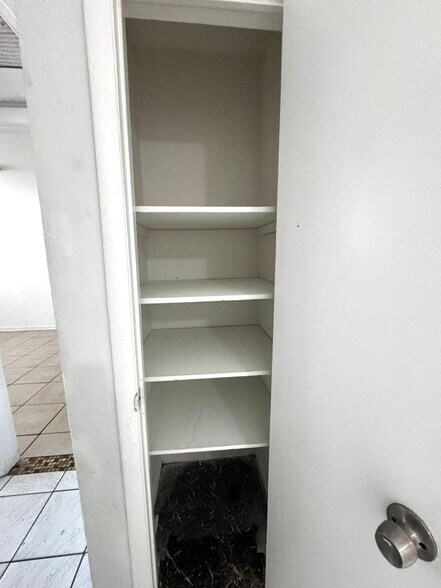 Building Photo - 5313 NW 23rd St