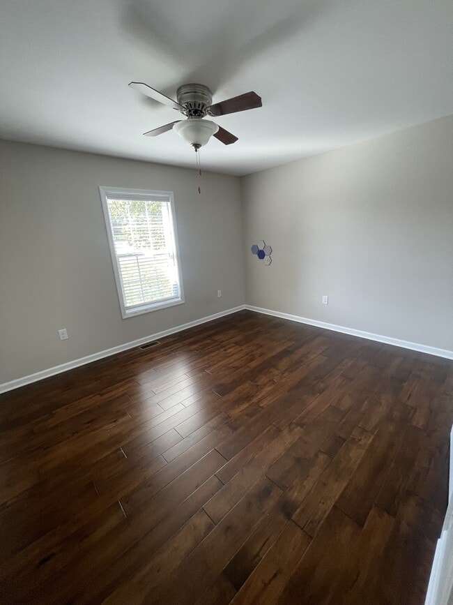 Building Photo - 1108 Augusta Dr
