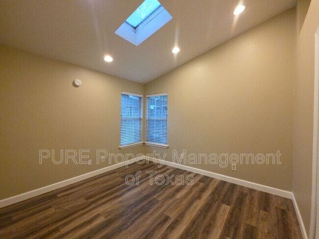 Building Photo - 4707 Philco Dr