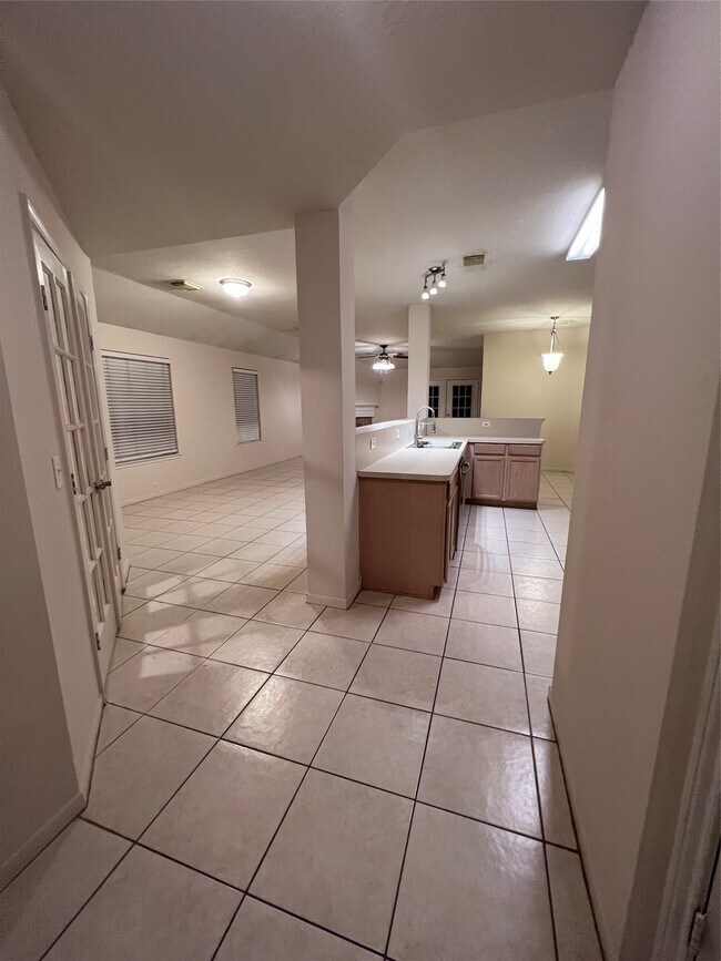 Building Photo - 659 Cypresswood Trce